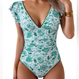 One Piece Ruffle Swimsuit Womens MEDIUM Slimming Ruched V Neck White & Green NEW